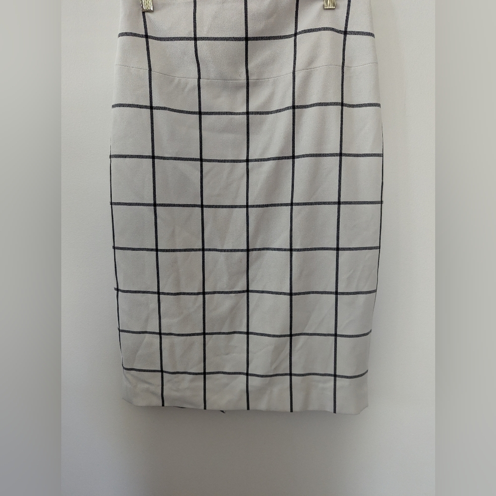 Classic Black and White Checkered Skirt